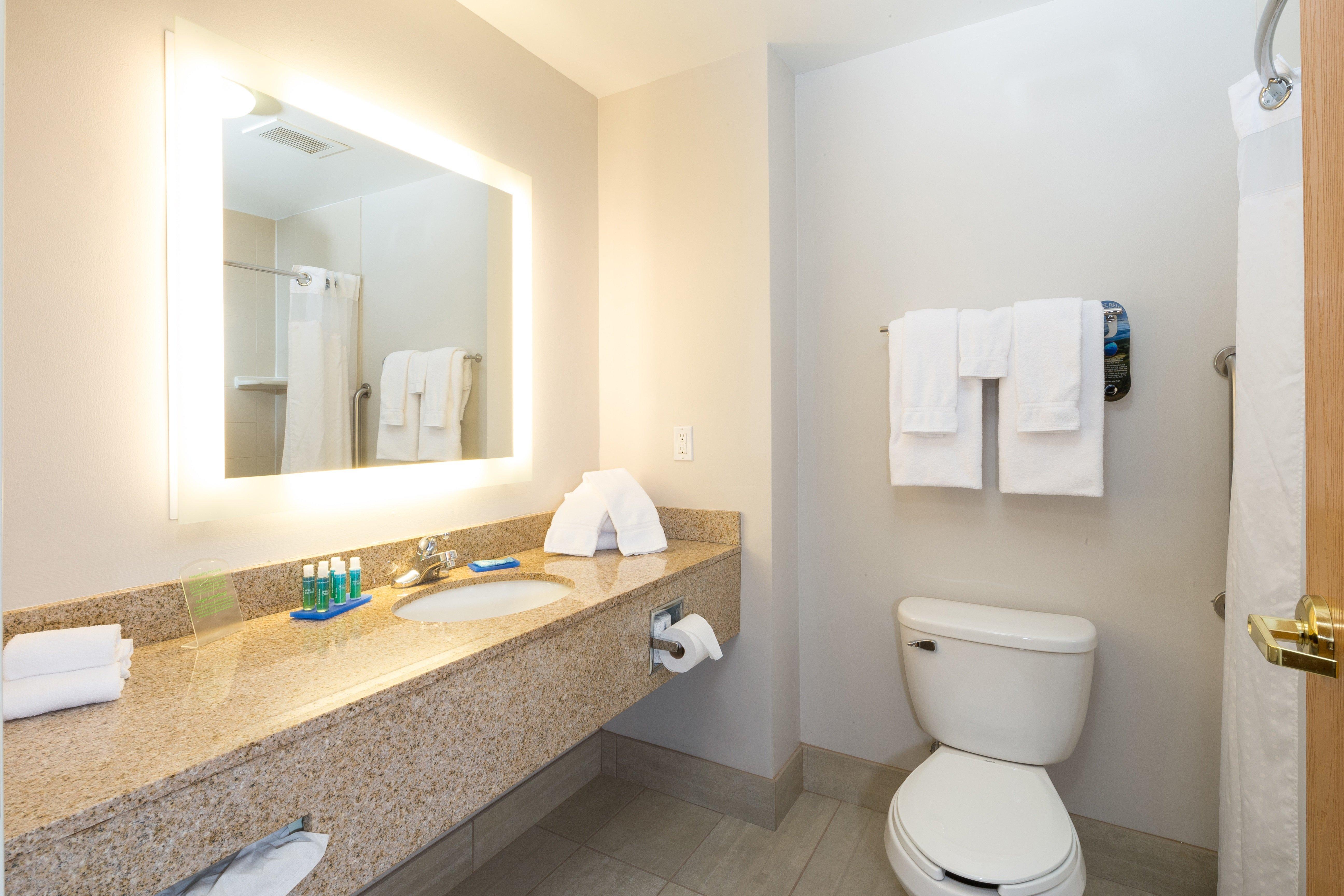 Holiday Inn Express Hotel & Suites Detroit-Utica By Ihg Dış mekan fotoğraf