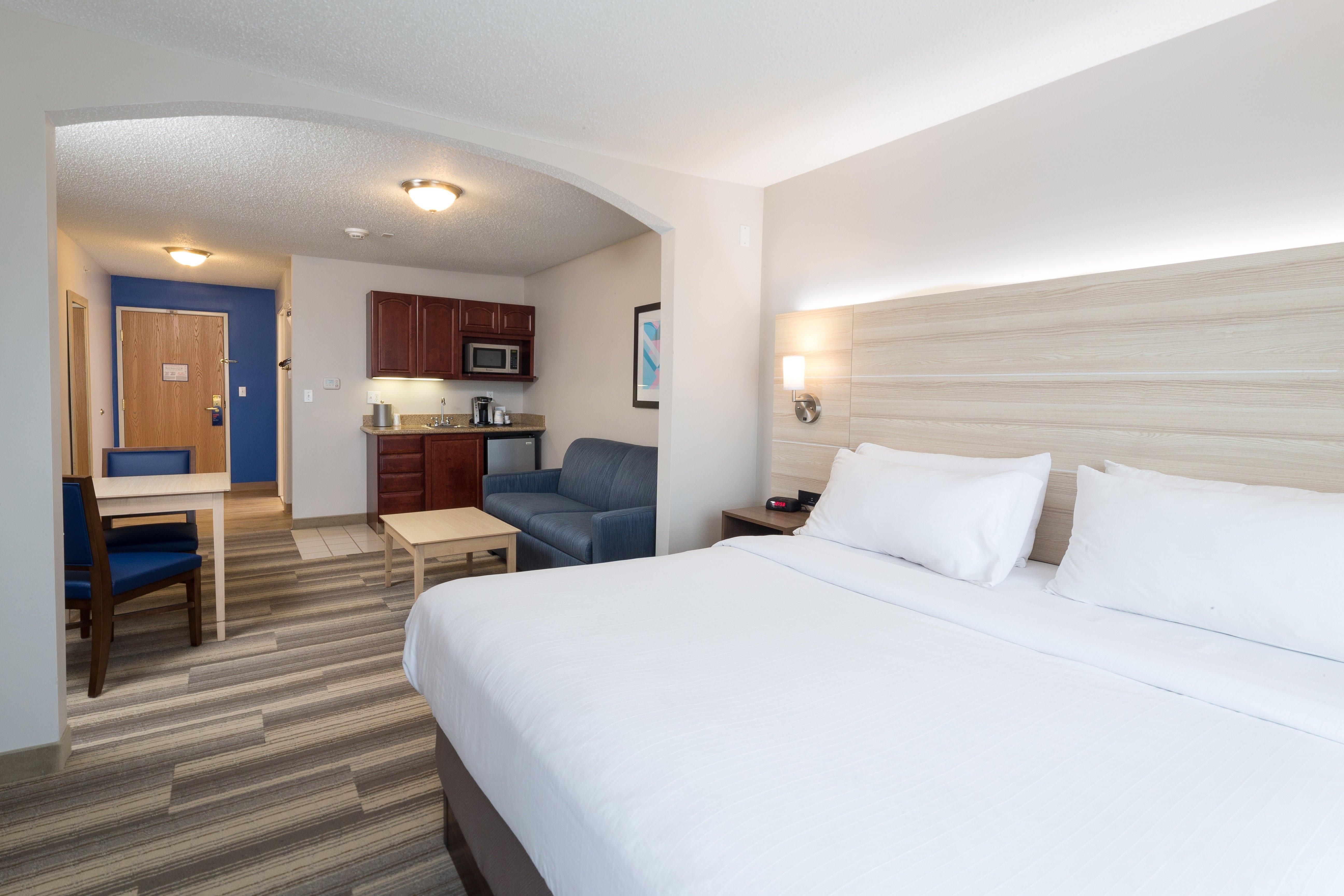 Holiday Inn Express Hotel & Suites Detroit-Utica By Ihg Dış mekan fotoğraf