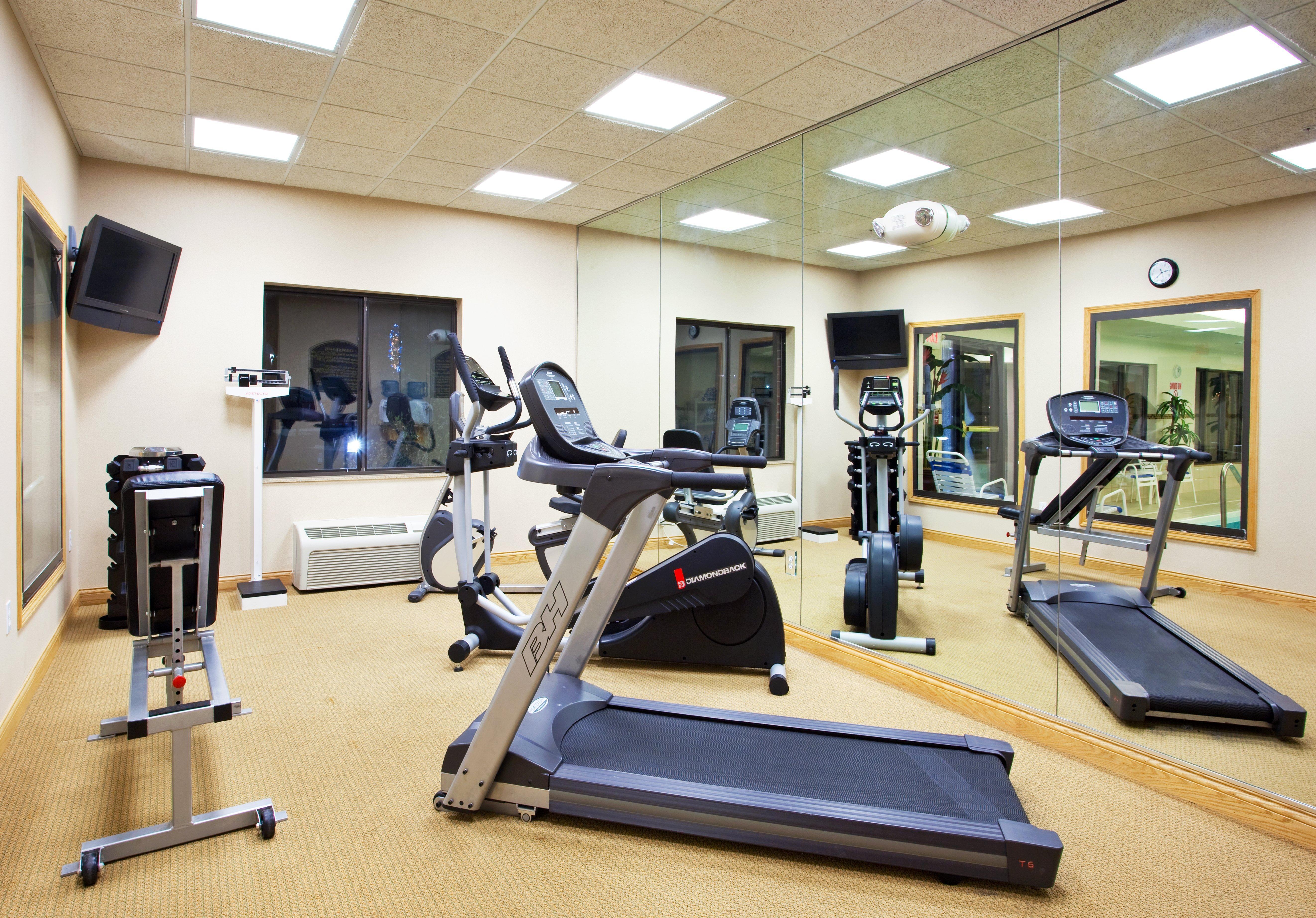 Holiday Inn Express Hotel & Suites Detroit-Utica By Ihg Dış mekan fotoğraf