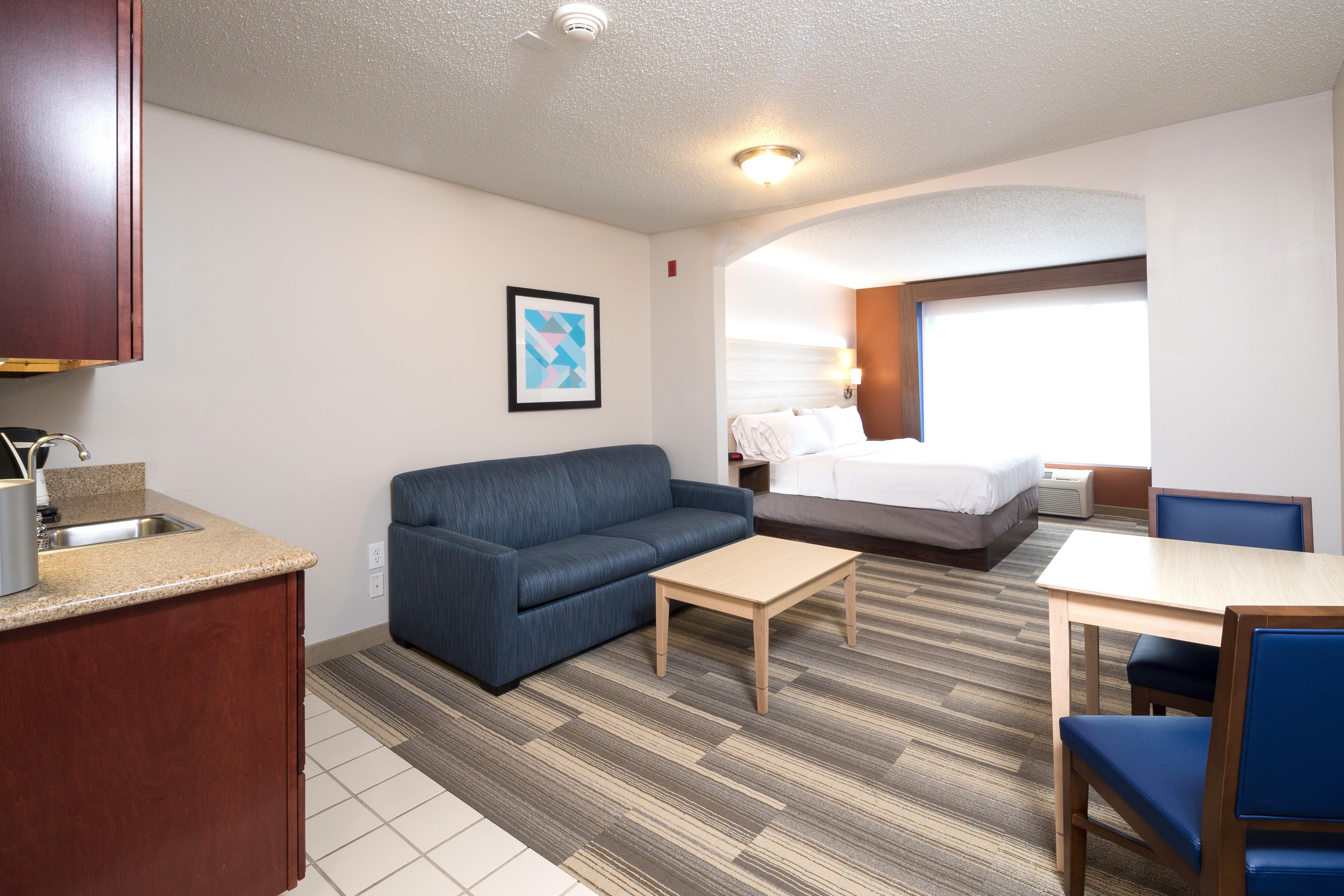 Holiday Inn Express Hotel & Suites Detroit-Utica By Ihg Dış mekan fotoğraf