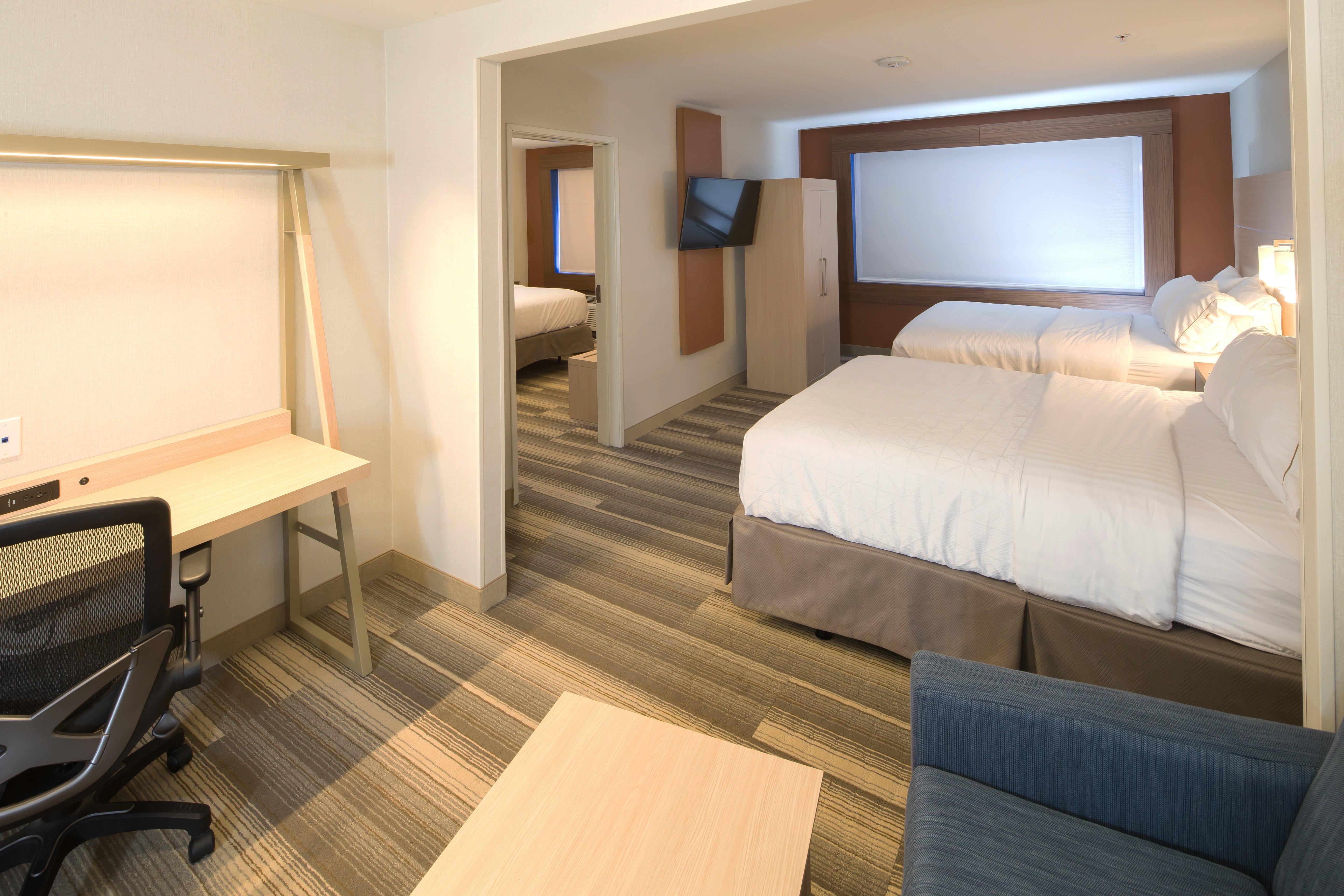Holiday Inn Express Hotel & Suites Detroit-Utica By Ihg Dış mekan fotoğraf