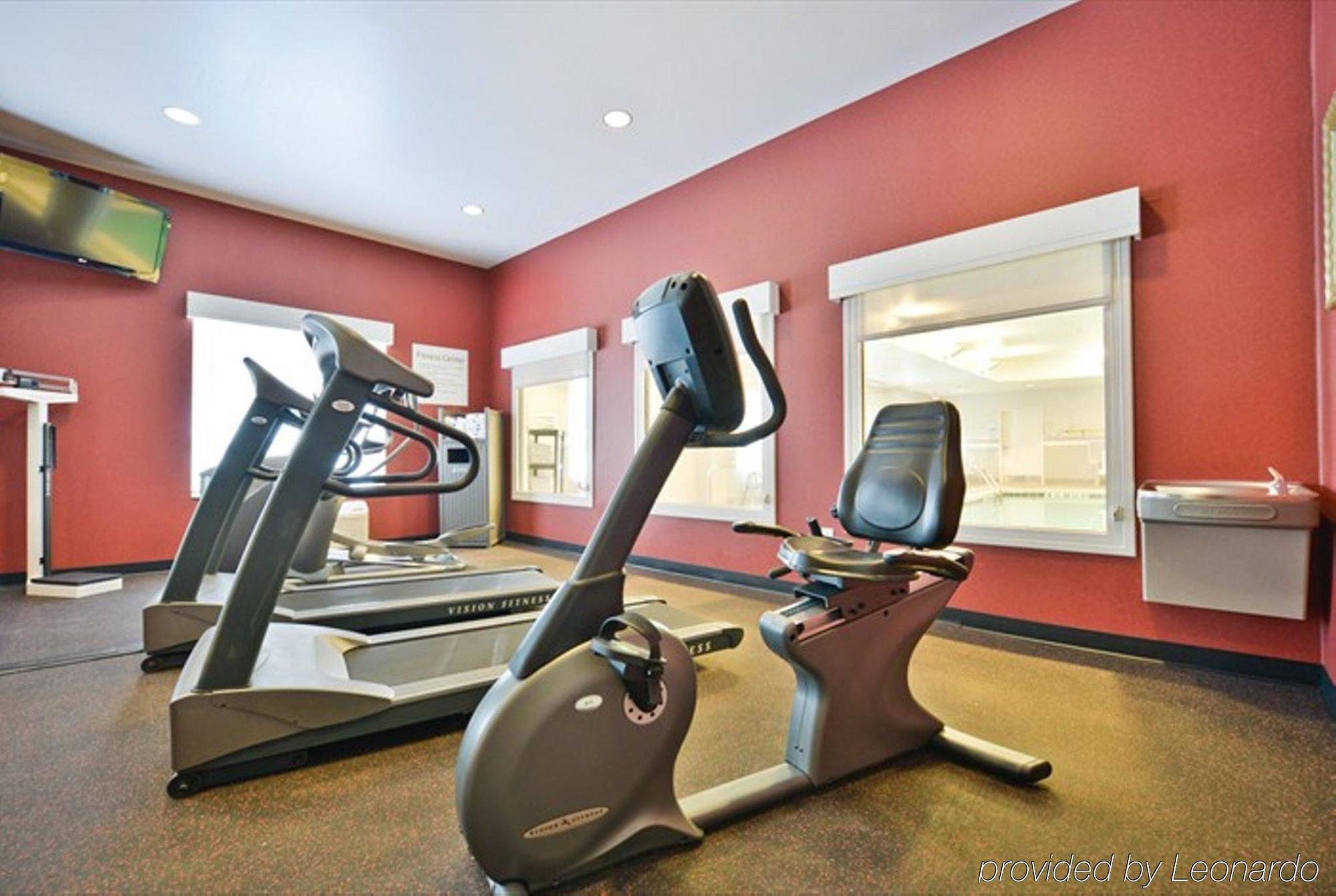 Holiday Inn Express Hotel & Suites Detroit-Utica By Ihg Dış mekan fotoğraf